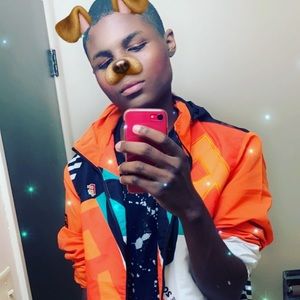 Meet your Posher, Hakeem